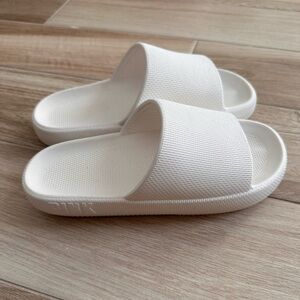 PINK Victorias Secret White Slide Sandals